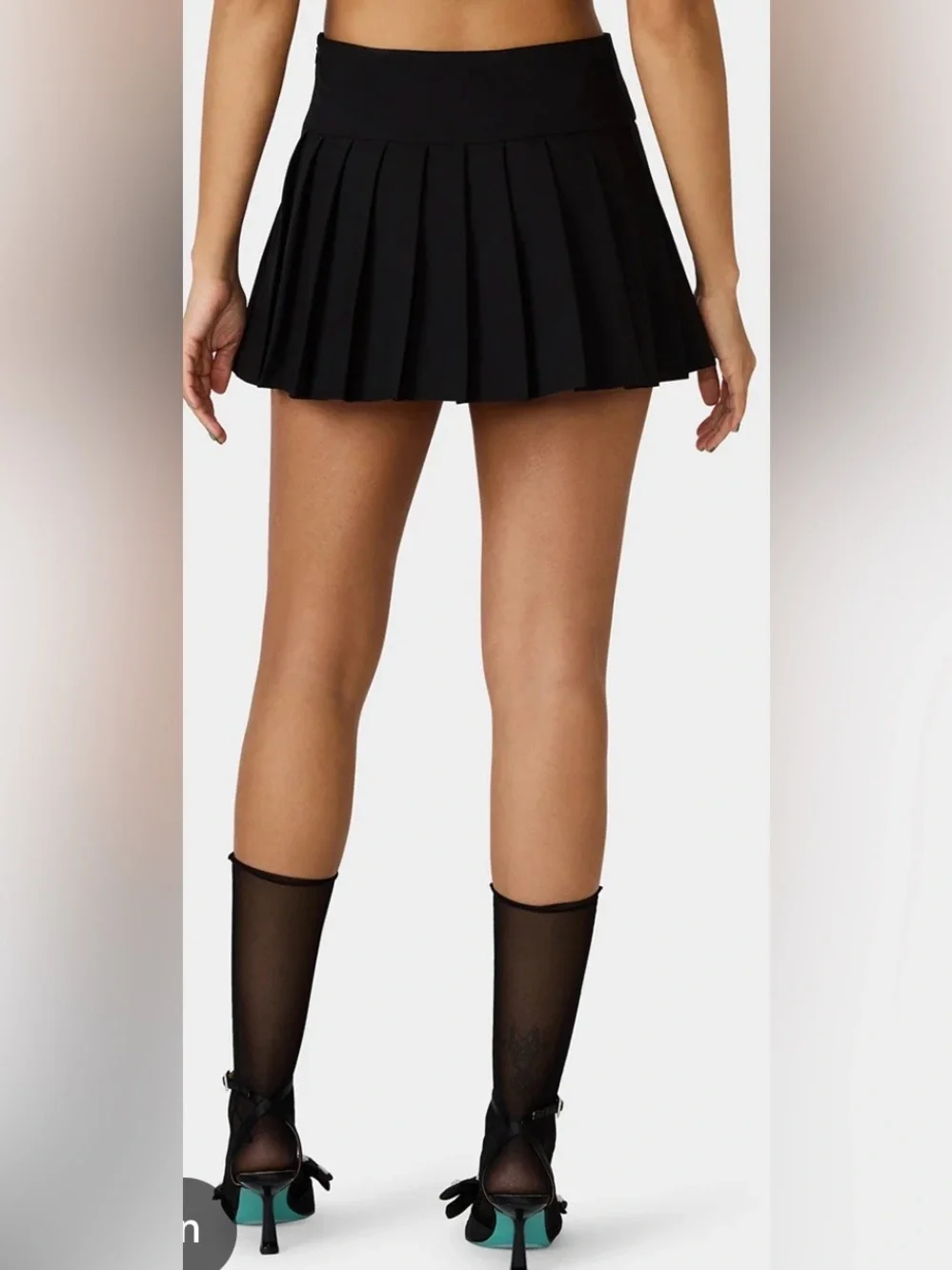 Betsey Johnson Faux Leather Pleated Mini Skirt Black Stretch Women’s Size 8 - Picture 1 of 9